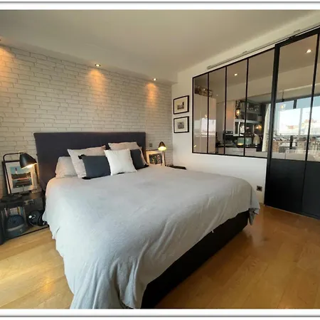 Appartamento Charm, Confort, Facing Tour Eiffel Near Seine River Wifi 4 P *
